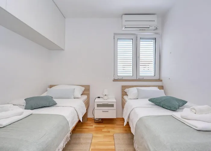 La Manche * Pakoštane
